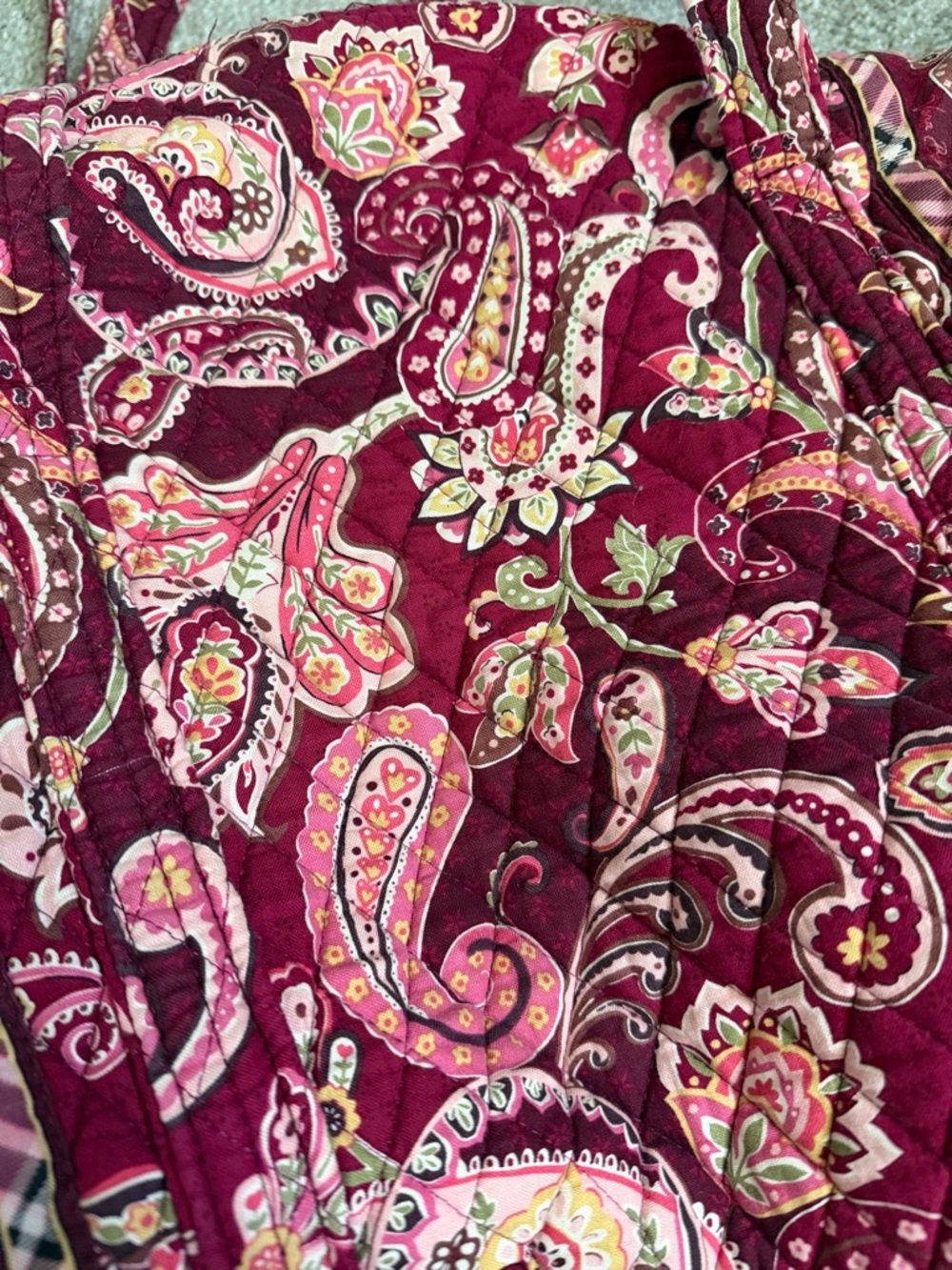 Vera Bradley tote bag is in the retired "Piccadilly Plum" pattern - Picture 2 of 7